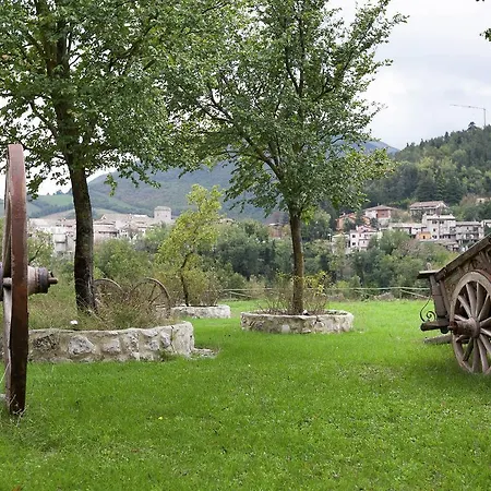 Pontone Nyaraló Cagli