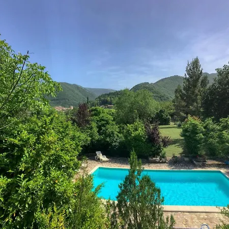 Nyaraló Pontone Cagli